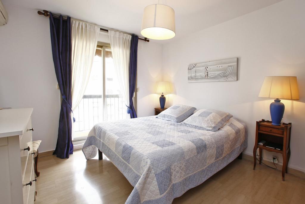 Appartement 6 Personnes Avec Terrasse Le Port 尼斯 客房 照片